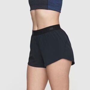 🌻NEW Outdoor Voices Black Relay Shorts Women's Size Small